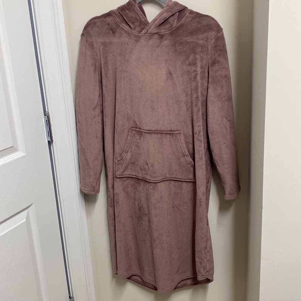 32 DEGREES Heat Cozy Plus Sleep Lounger Dusty Rose Hooded S/M Small Medium